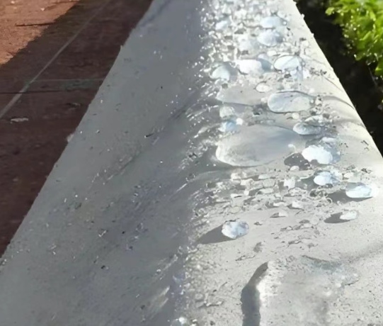 温岭硅烷浸渍涂料在混凝土保护中的应用